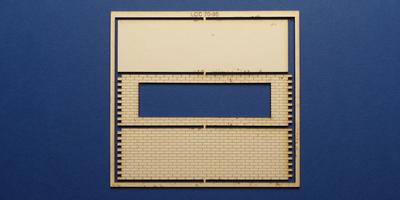 LCC 70-95 O gauge parapet and deck kit for retaining wall